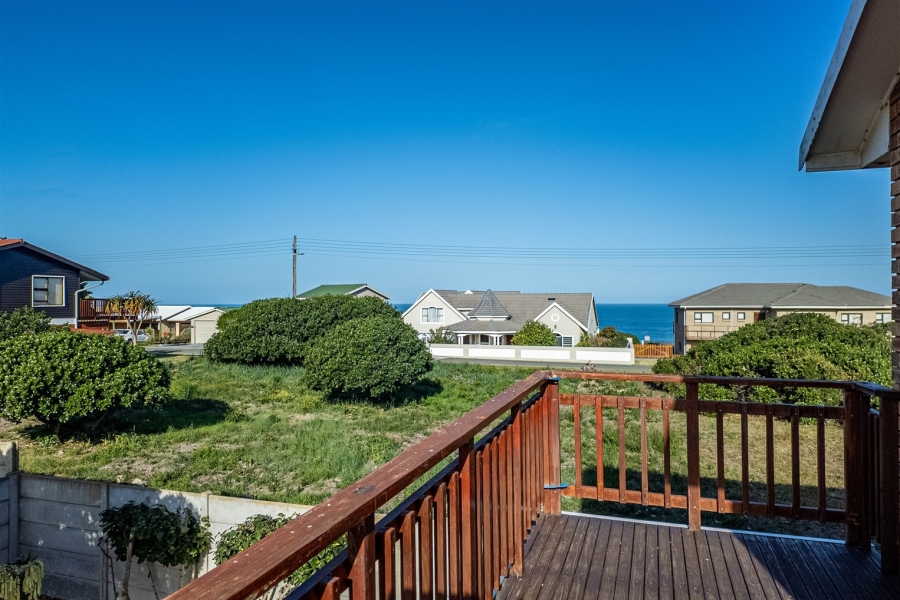 3 Bedroom Property for Sale in Reebok Western Cape